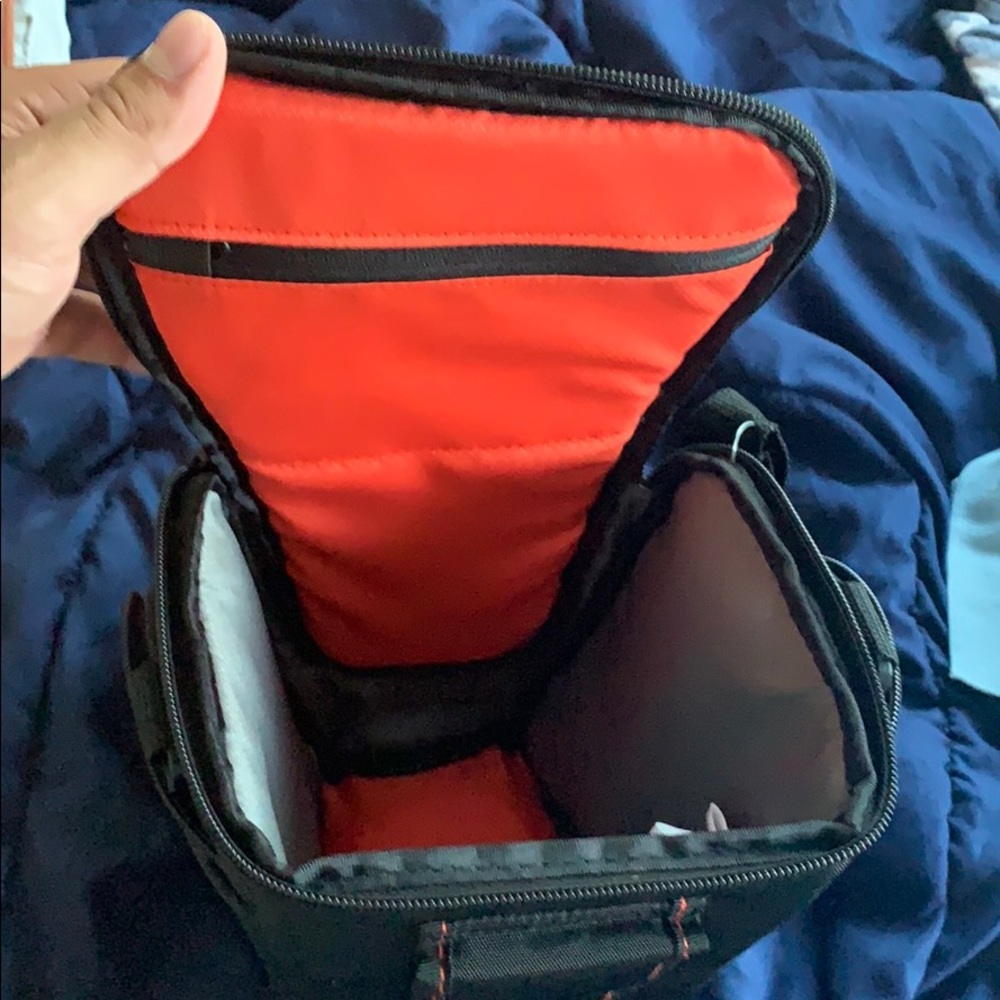 Camera case - Picture 3 of 5